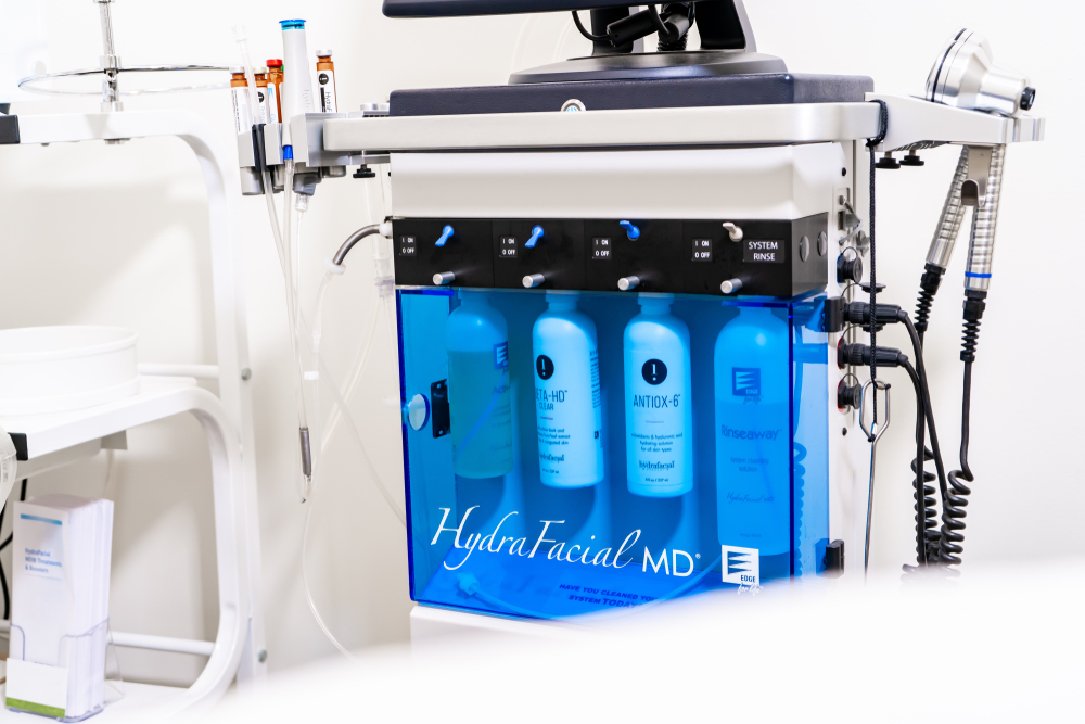 HydraFacial Specialist